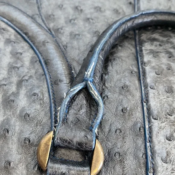 Alexander McQueen blue Novak bag - exotic ostrich leather - Picture 3 of 9